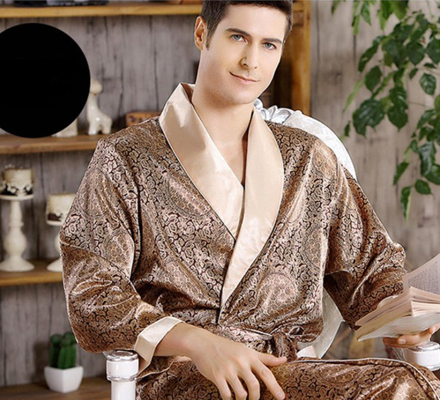 Chemise de nuit en soie pour homme