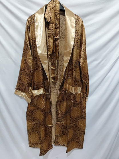 Chemise de nuit en soie pour homme