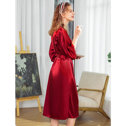 Pyjama en soie pour femme